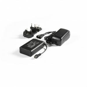 BATTERIA + CARICABATTERIE MACNA 12V 6A